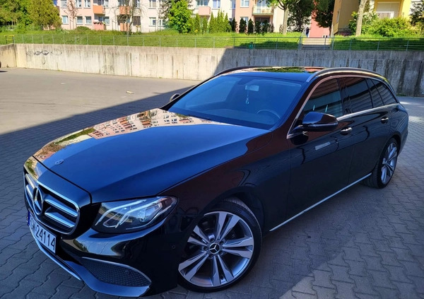 Mercedes-Benz Klasa E cena 84900 przebieg: 270000, rok produkcji 2019 z Nysa małe 232